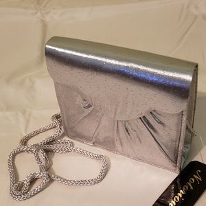 NOTORIOUS PURSE